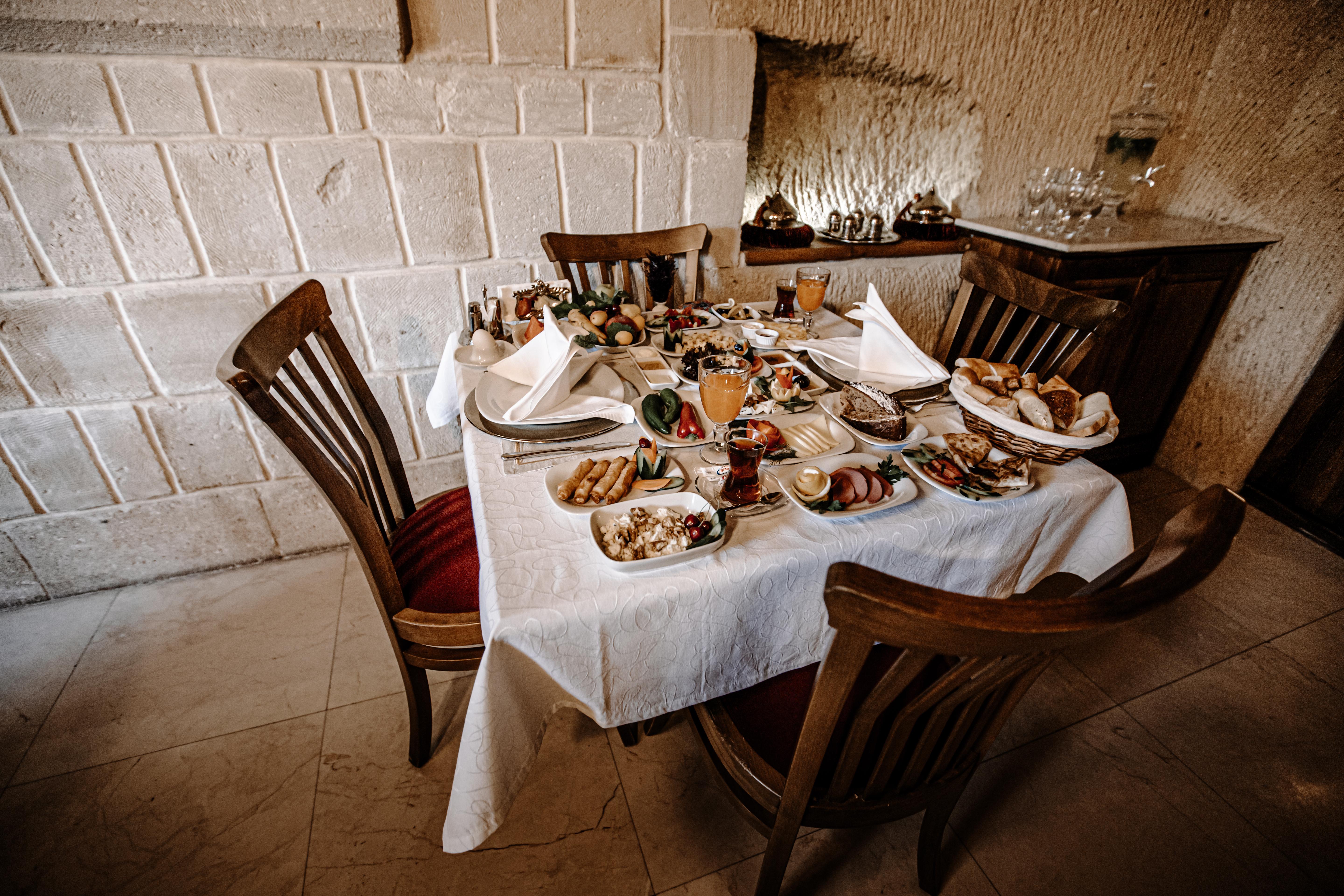 Ortahisar Tafoni Houses Cave Hotel מראה חיצוני תמונה